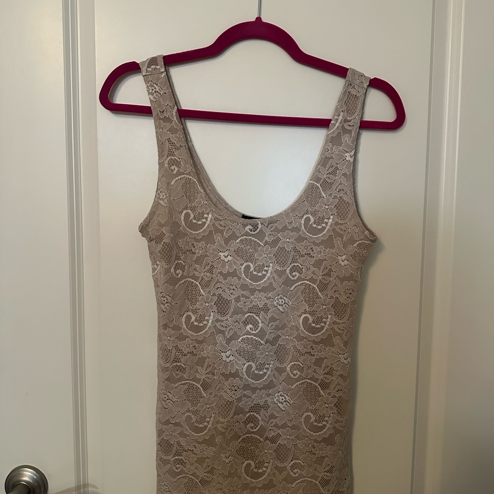 ARITZIA x Talula Lace Tank